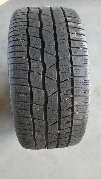 Колесо (Шина) зима 255/40 R18 CONTINENTAL 4993Q22 фото
